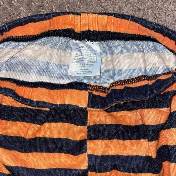 Disney Pixar Halloween Pjs - Picture 5 of 5